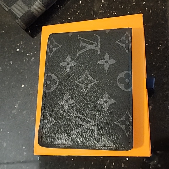 Louis Vuitton monogram Men’s wallet - Picture 1 of 5